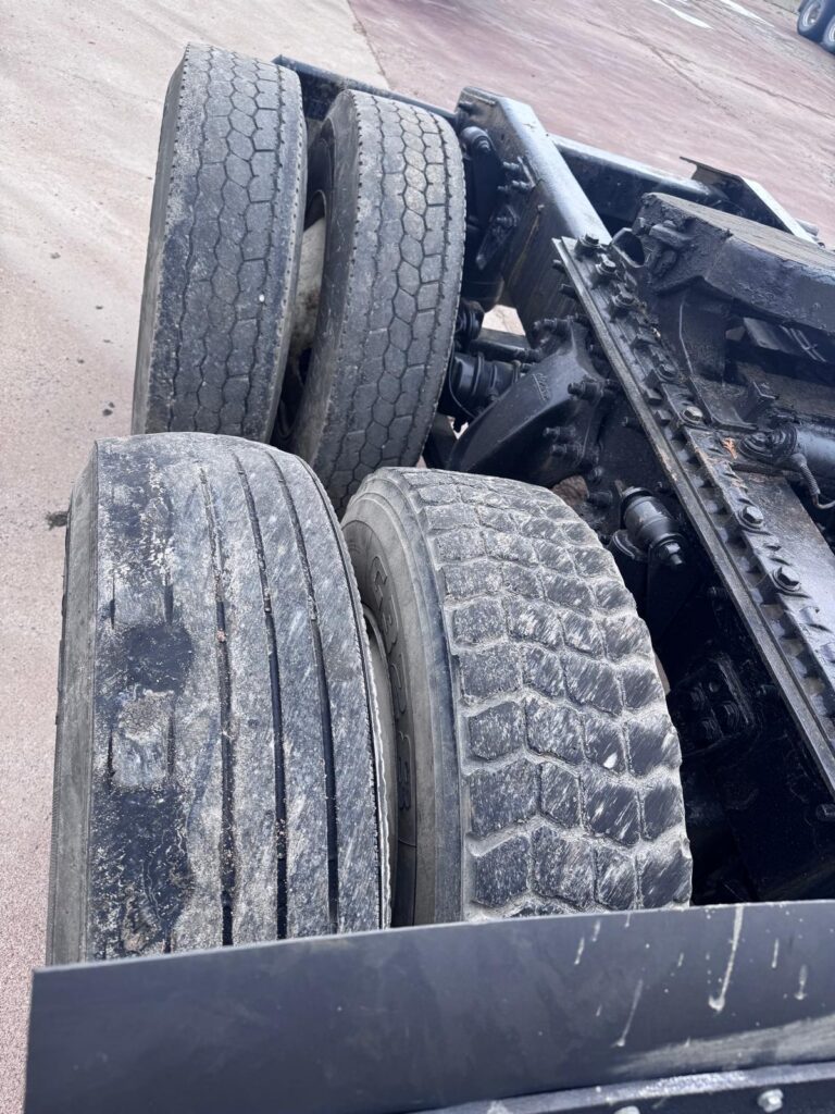 REAR TIRE 1FUJGEDV5DLFJ0704
