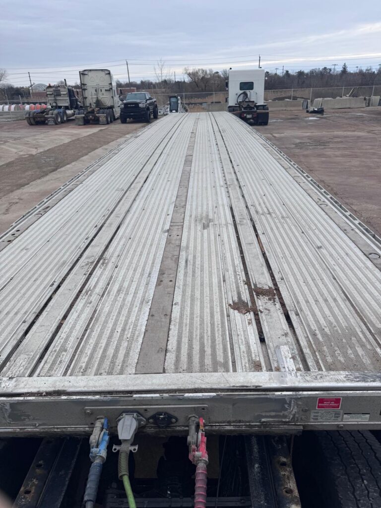 front 1RNF53A25TR073438