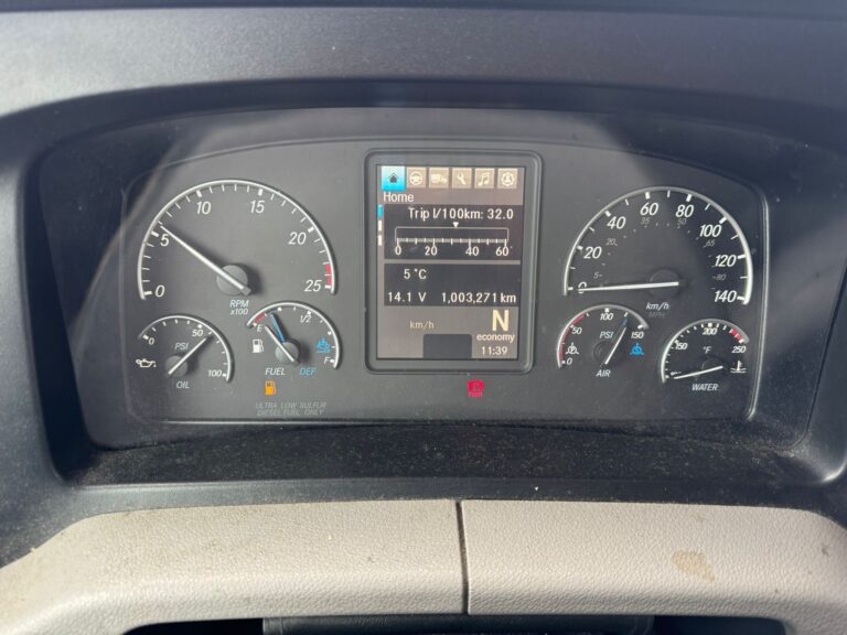 odomoter 3AKJHHDR8LSLR5372